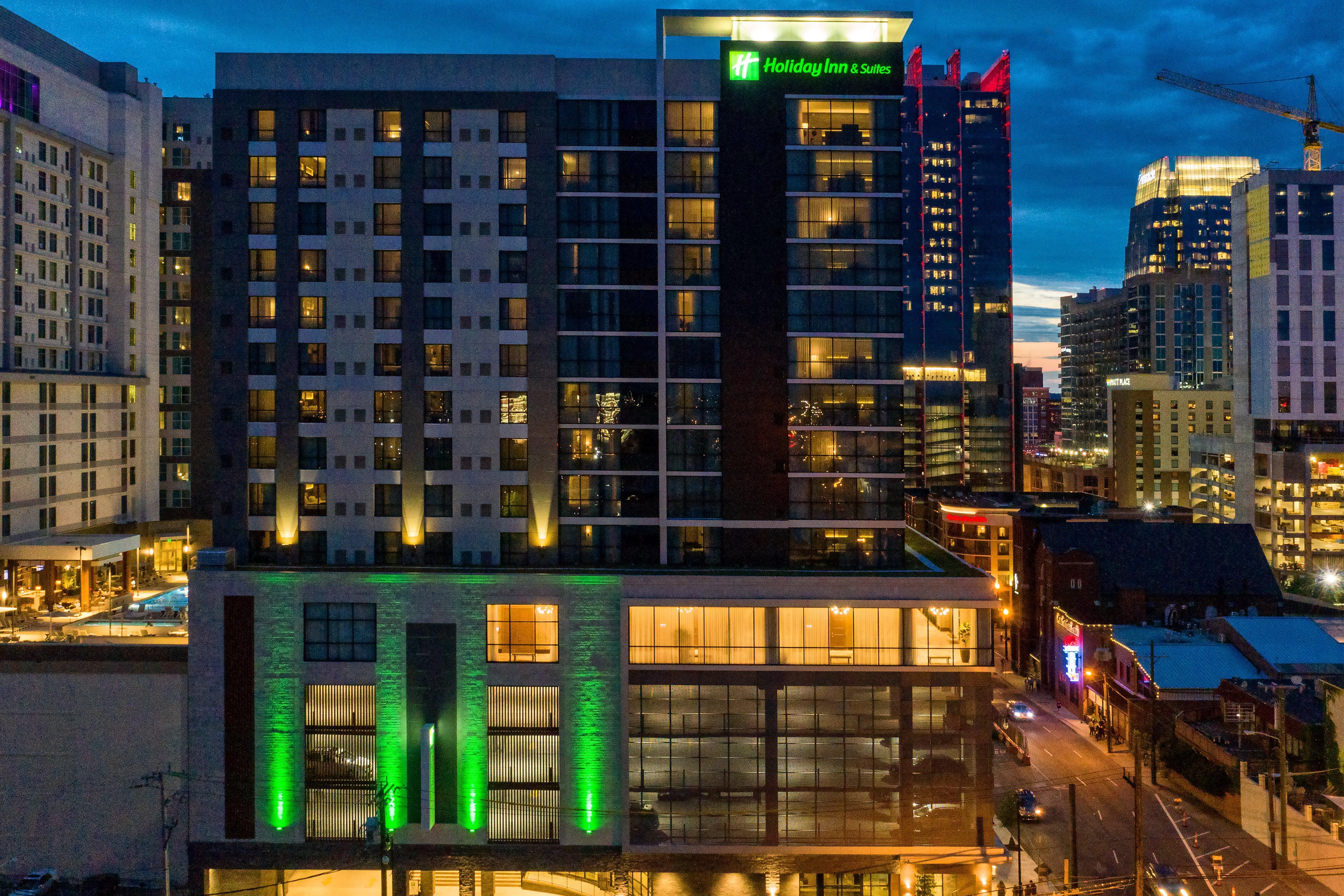 Holiday Inn & Suites Nashville Downtown Broadway Ngoại thất bức ảnh