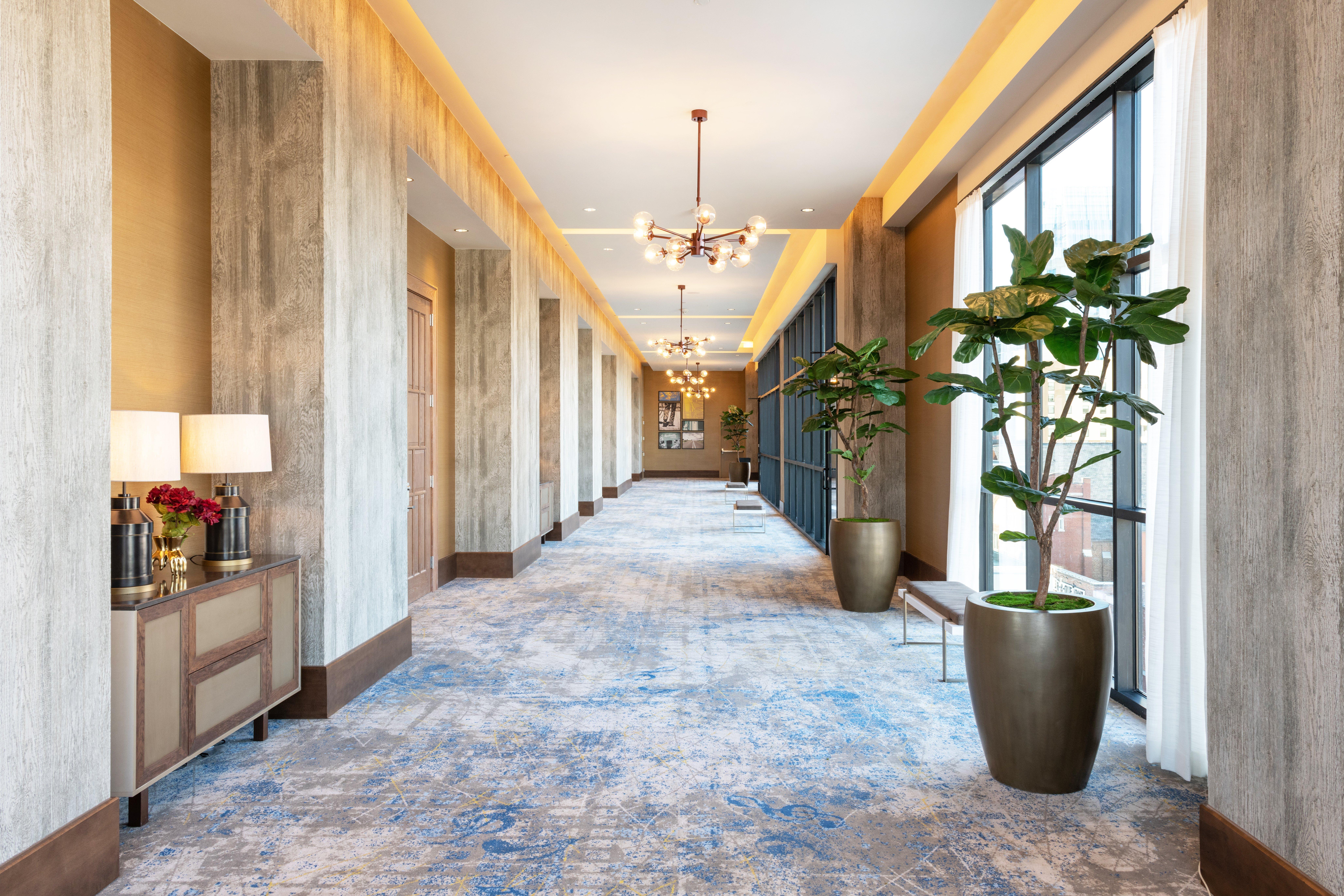 Holiday Inn & Suites Nashville Downtown Broadway Ngoại thất bức ảnh