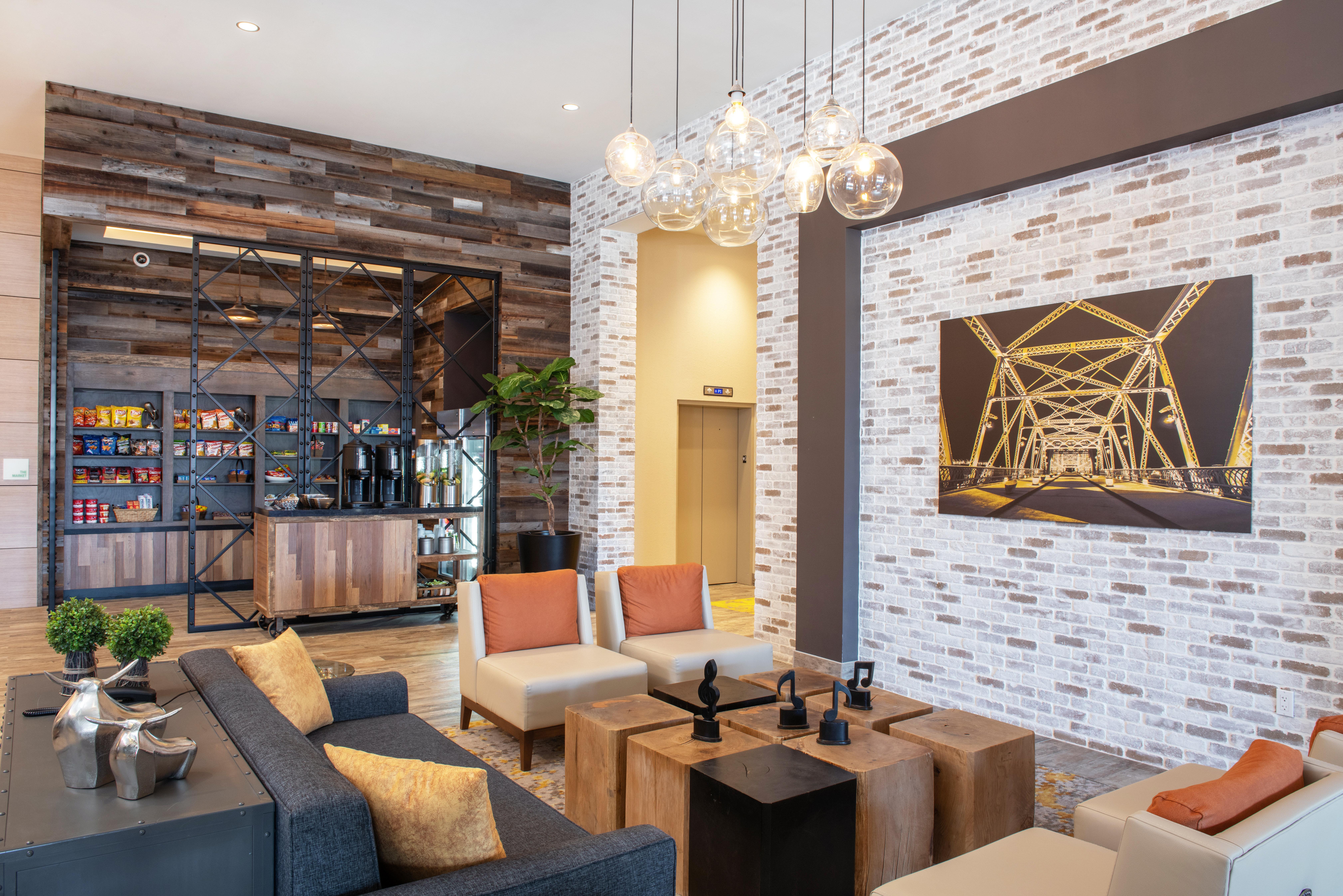 Holiday Inn & Suites Nashville Downtown Broadway Ngoại thất bức ảnh