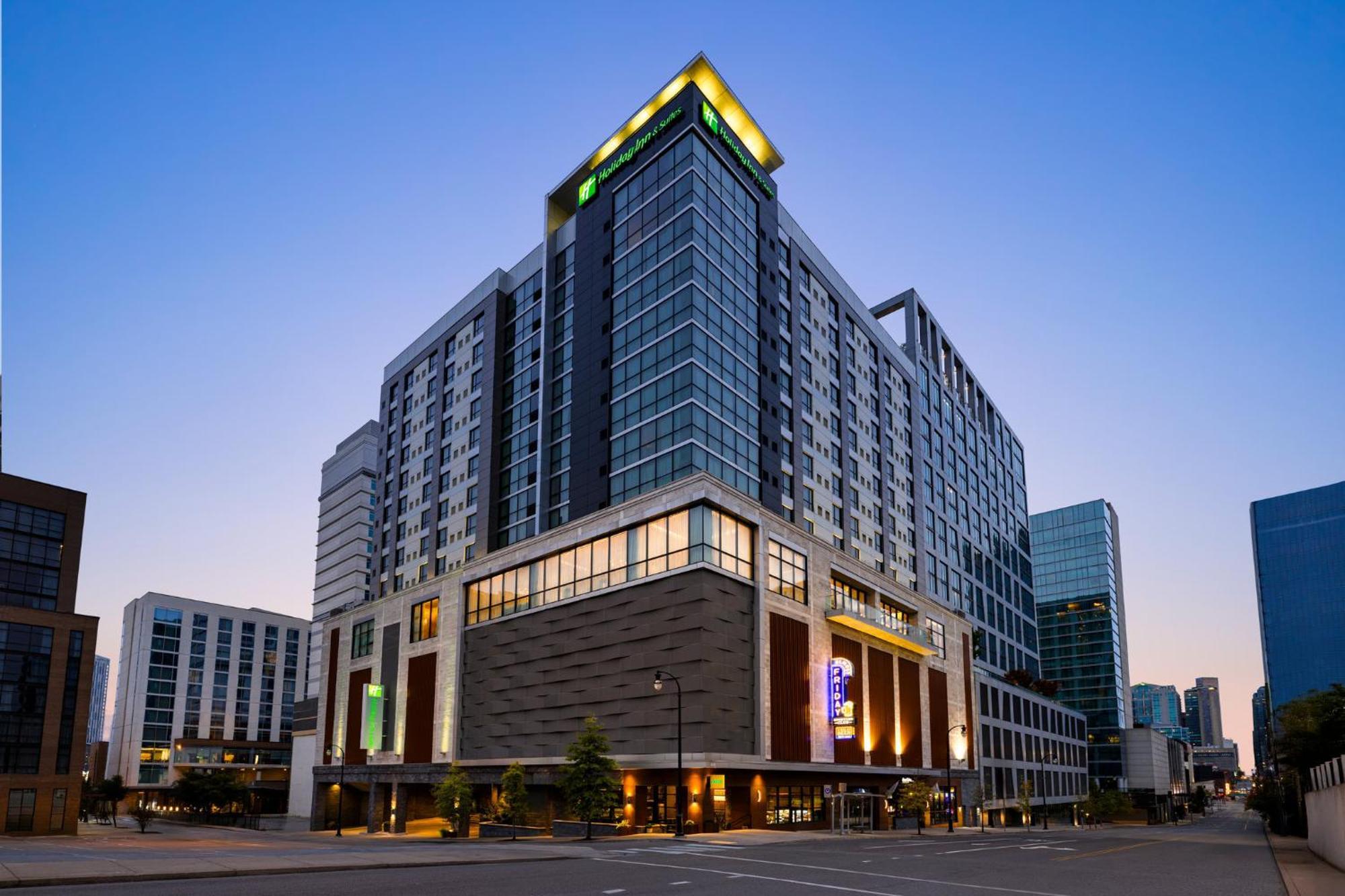 Holiday Inn & Suites Nashville Downtown Broadway Ngoại thất bức ảnh